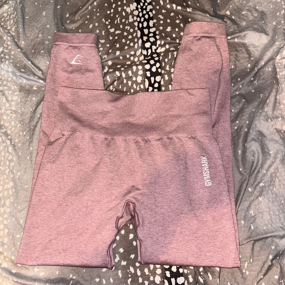 GYM SHARK LEGGINGS